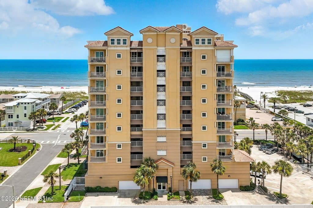 932 1st St N Apt 203, Jacksonville Beach