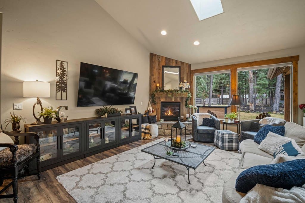 16927 Covina Rd, Bend