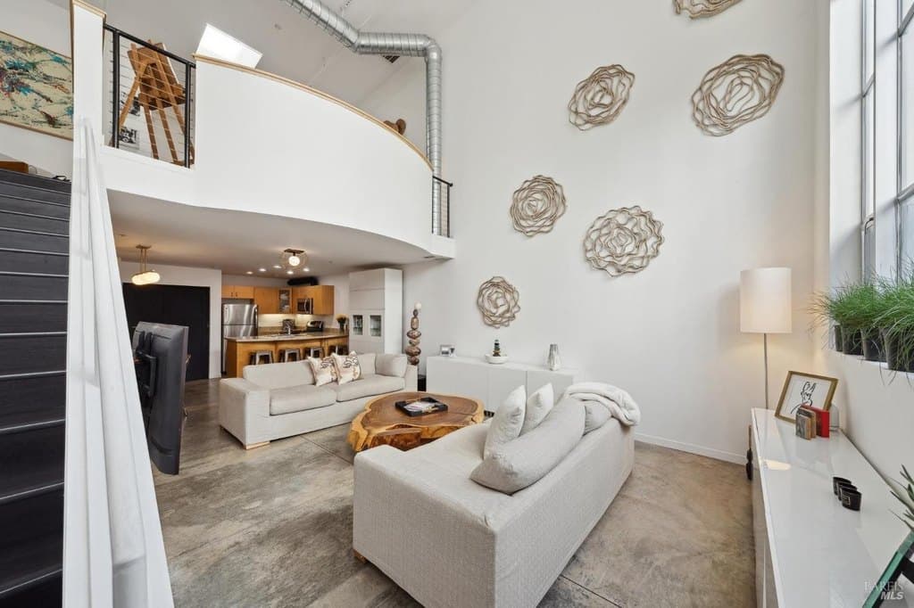 728 1st St W, Sonoma