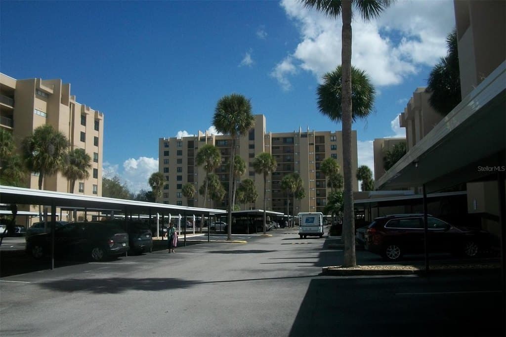 2616 Cove Cay Dr Unit 207, Clearwater