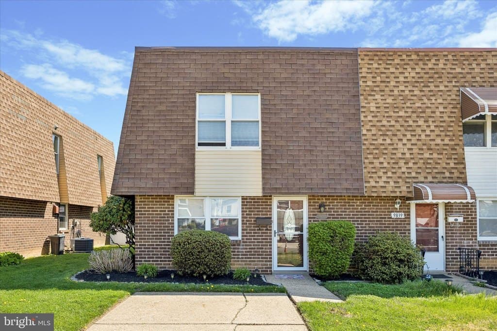 9841 Cowden St, Philadelphia