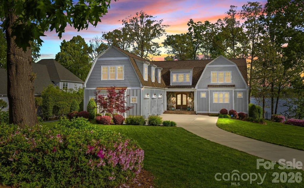 20727 Pointe Regatta Dr, Cornelius
