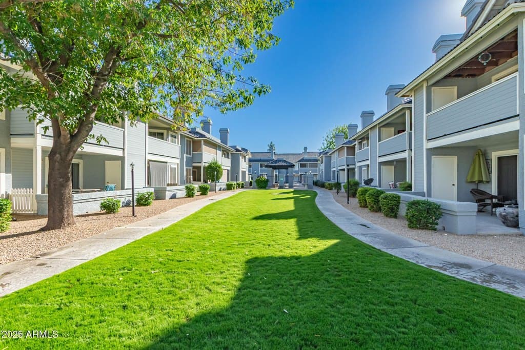 2910 W Marconi Ave Unit 117