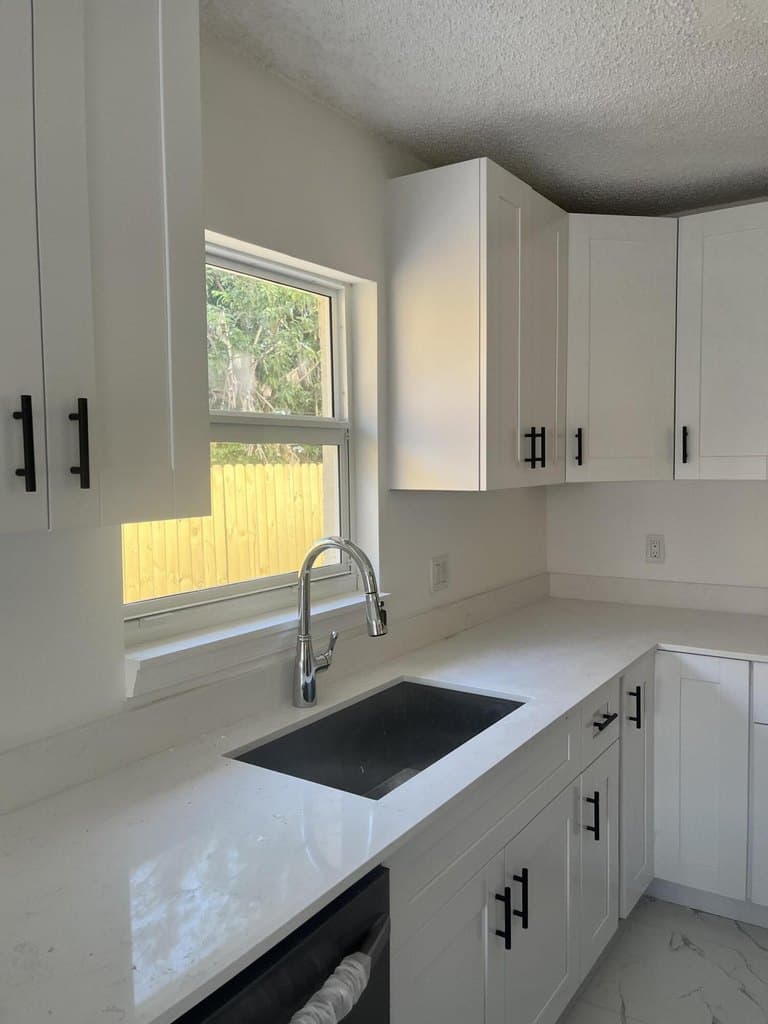 2747 Summit Blvd, West Palm Beach