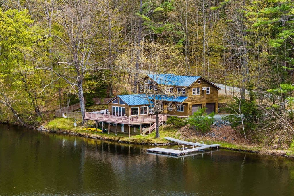 32 River Rd, Hanover