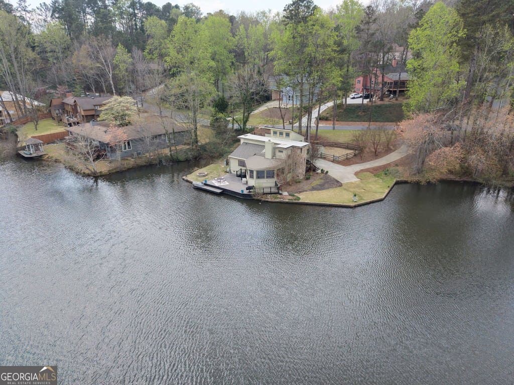 3850 Loch Highland Pkwy NE, Roswell