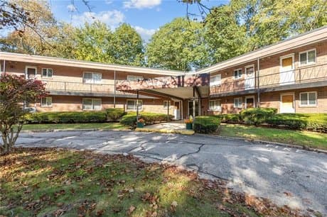 72 W Shore Rd Apt 104