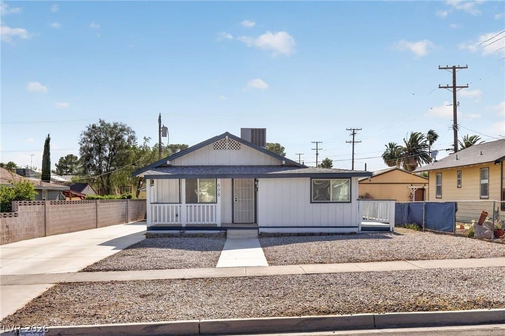 608 California Ave, Boulder City