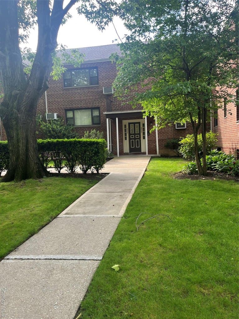 90-32 153 Ave Unit 29