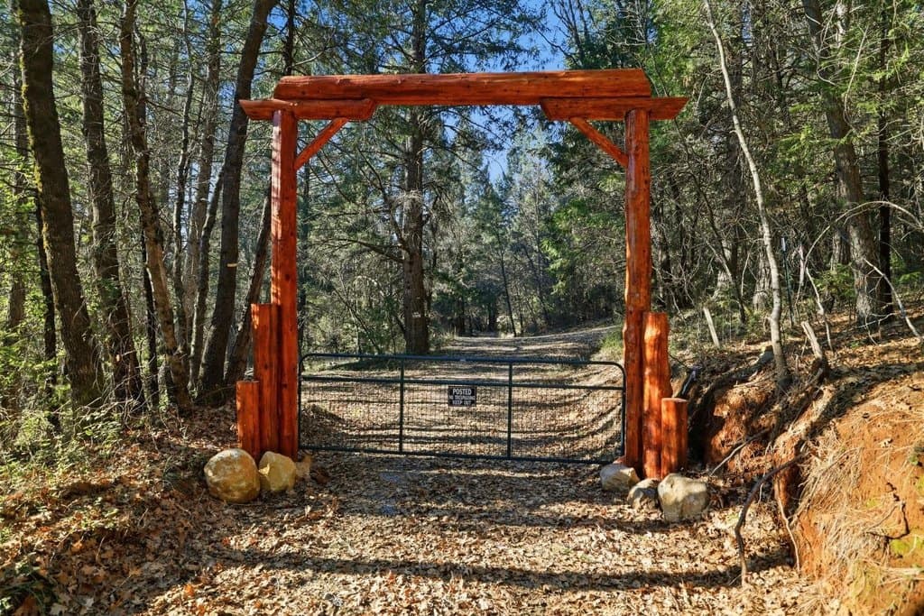 Kentucky Flat Rd, Georgetown