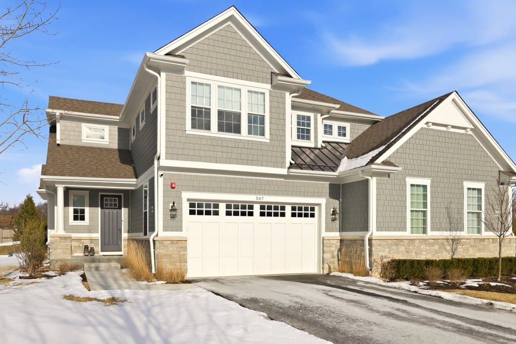 567 Hannah Ln, Hinsdale