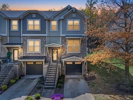 1027 Woodbury Falls Dr