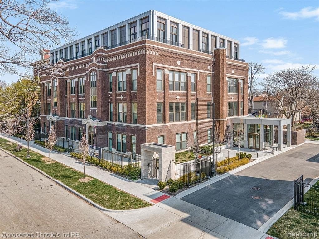 1454 Townsend St Apt 202, Detroit