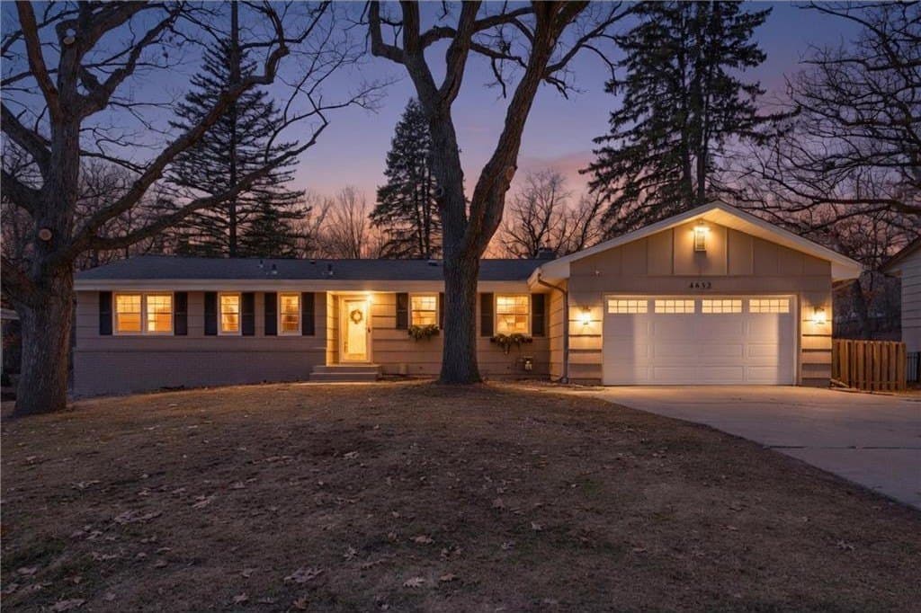 4652 Caribou Dr, Minnetonka
