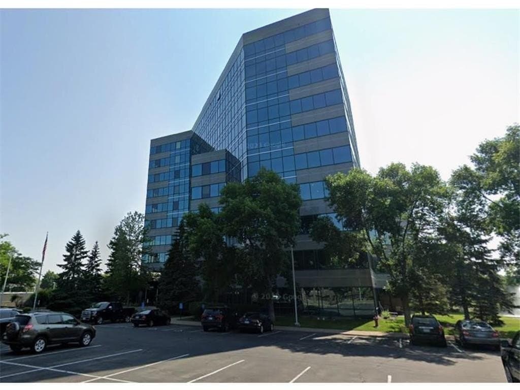 5601 Smetana Dr Unit 313, Minnetonka