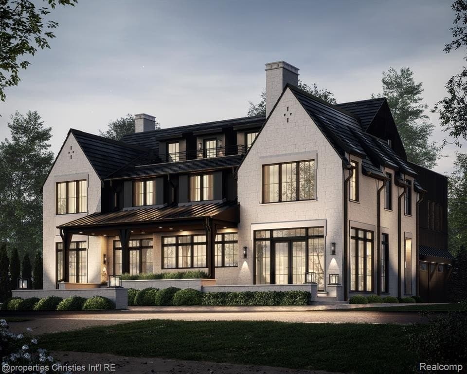 592 Lakeside Dr, Birmingham