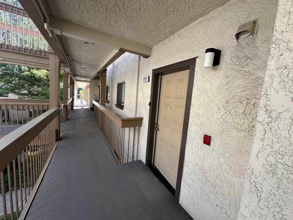 1222 S Villa Way, Walnut Creek