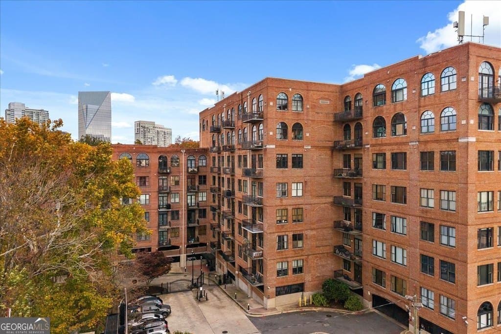 3235 Roswell Rd NE Unit 609