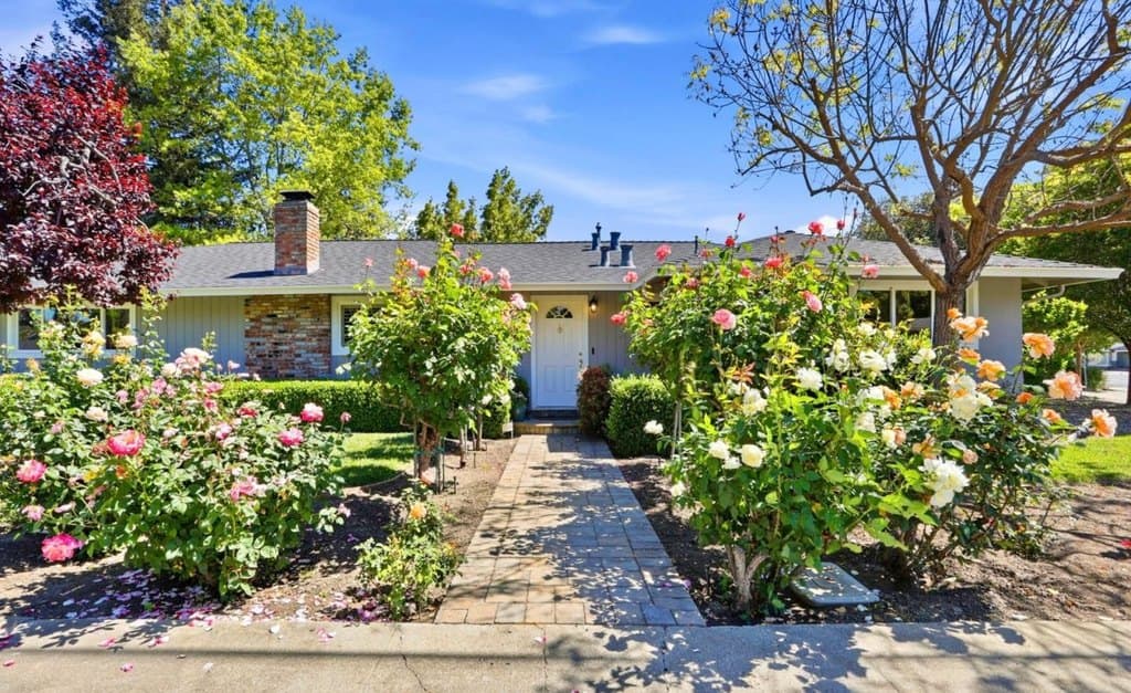 1701 S Springer Rd, Mountain View