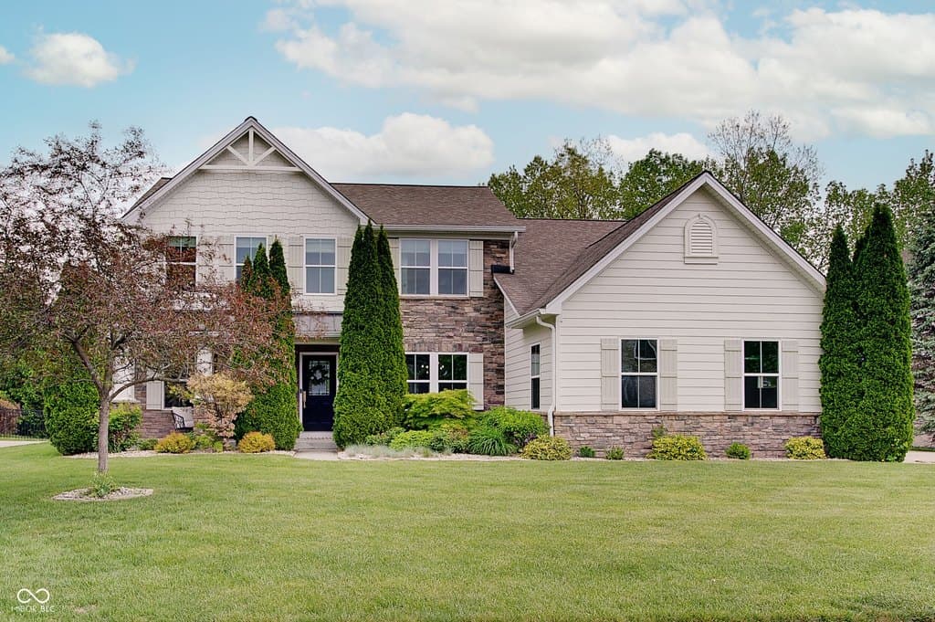 3219 Cimmaron Ash Dr, Zionsville