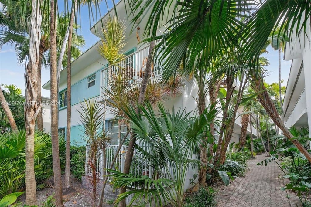 911 Meridian Ave Apt 106, Miami Beach