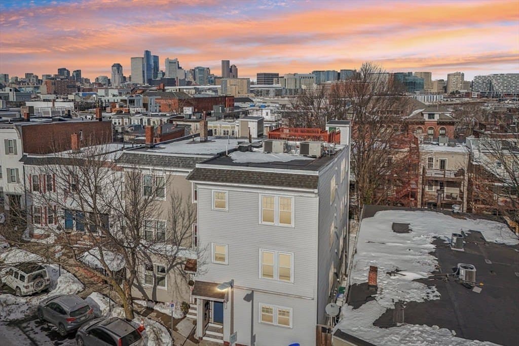 108 Emerson St Apt 1