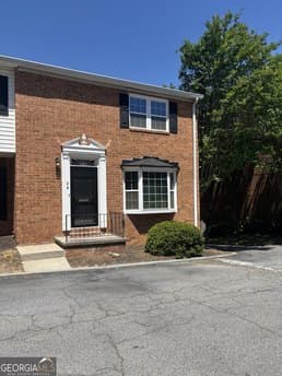 6520 Roswell Rd Unit 29