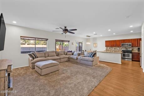 2540 E Misty Willow Ln