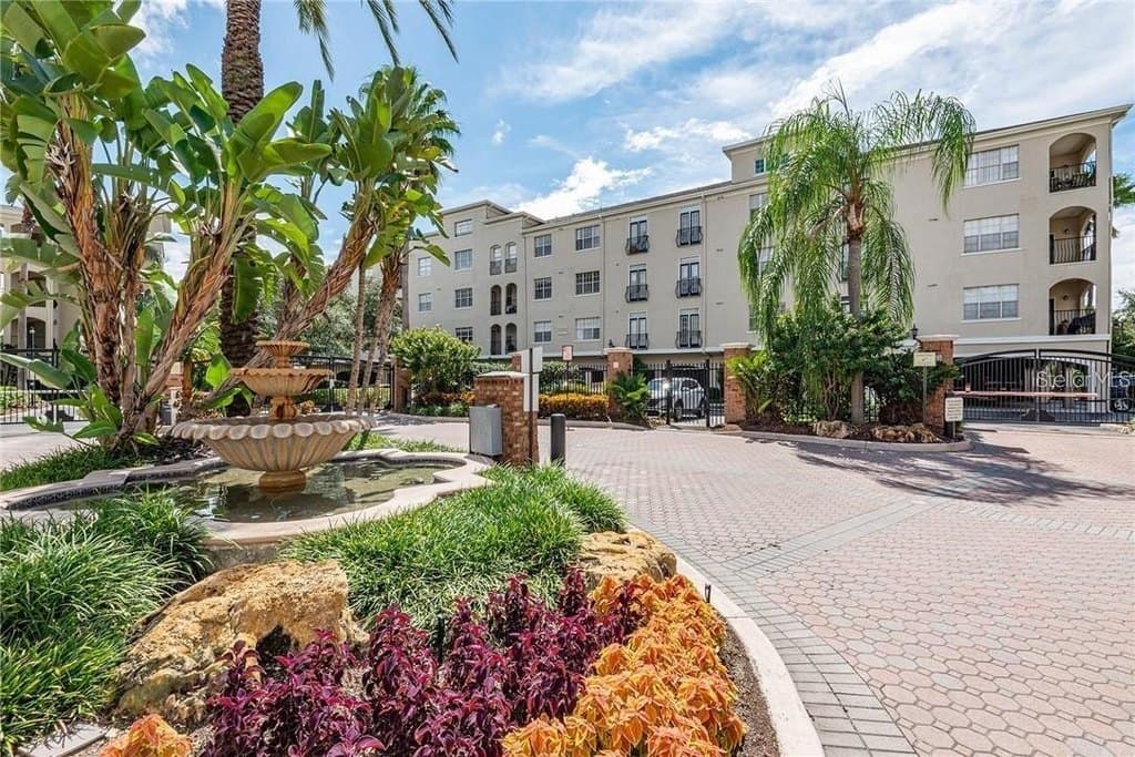 501 Knights Run Ave Apt 2304