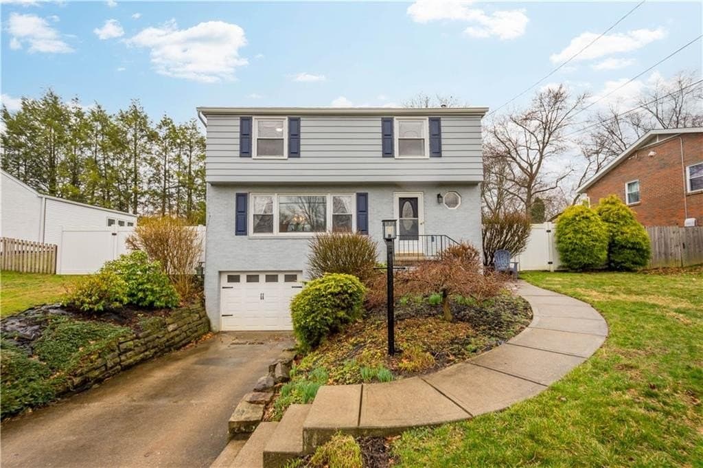 145 Pilgrim Dr, Sewickley