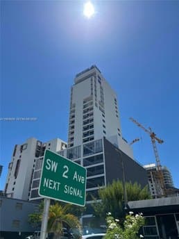 239 SW 9th St Apt 2103