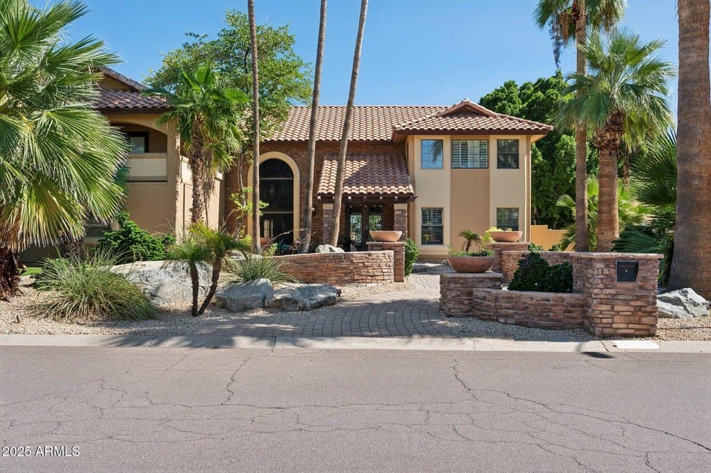 11621 S Blackfoot Dr, Phoenix