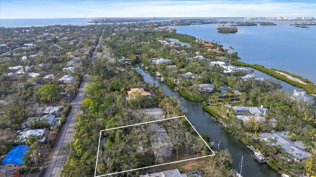 5225 Hidden Harbor Rd, Sarasota