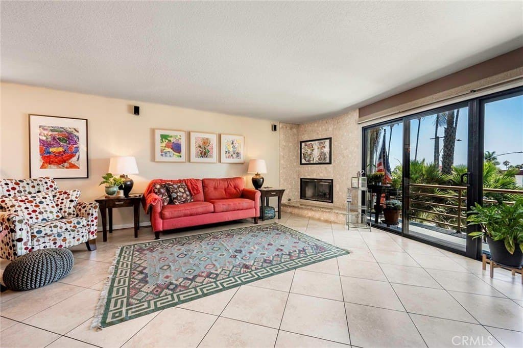 3811 E Livingston Dr Unit 1, Long Beach