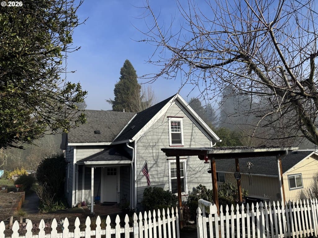 1895 Buck St, West Linn