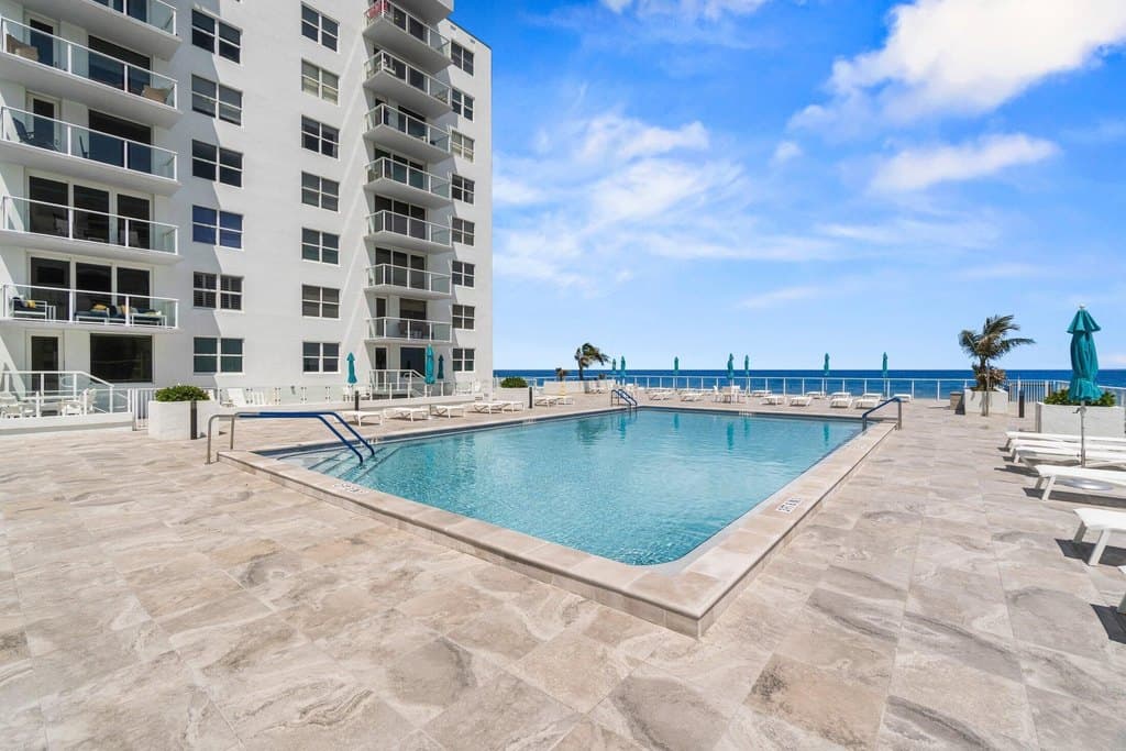 3450 S Ocean Blvd Apt 320, Palm Beach