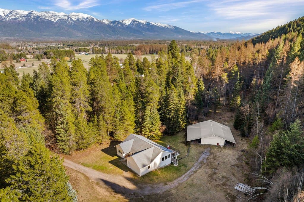 620 Swan River Rd, Bigfork