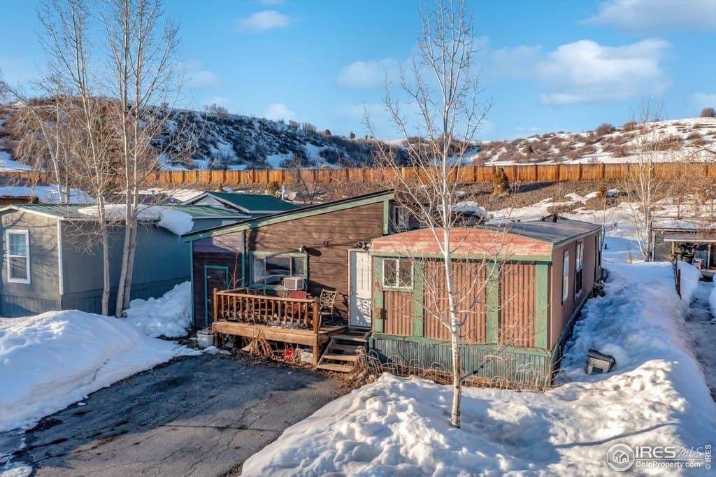 2900 W Acres Dr Unit 48, Steamboat Springs