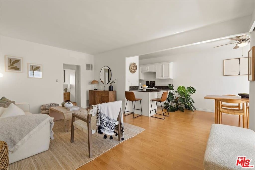 2621 Centinela Ave Apt 18, Santa Monica