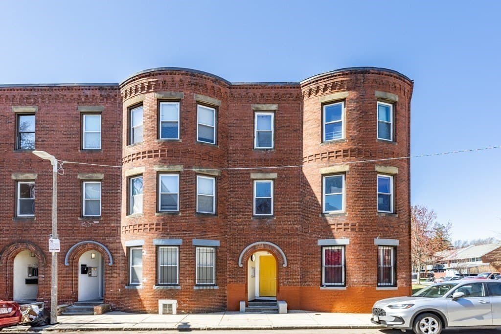 113 Regent St, Boston