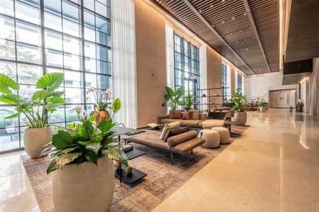 601 NE 1st Ave Unit 4213