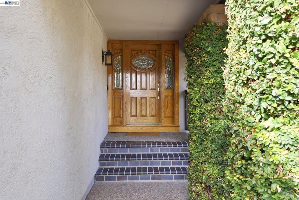 3593 Whitehall Ct, Pleasanton