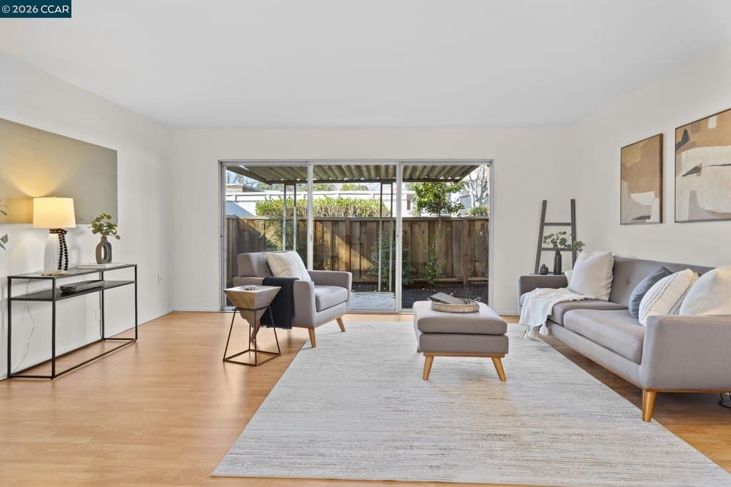 1919 Ygnacio Valley Rd Apt 93, Walnut Creek