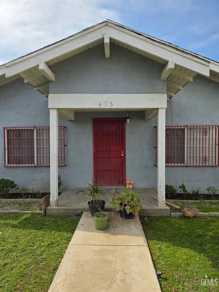 415 E 18th St, Bakersfield