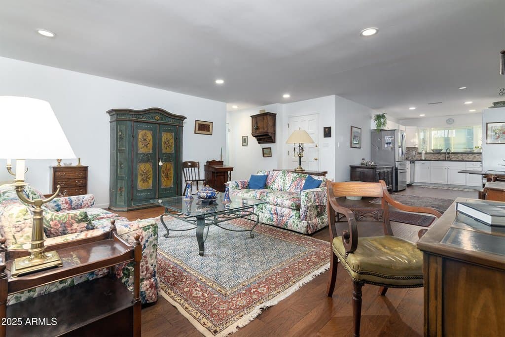 7714 E Rancho Vista Dr, Scottsdale