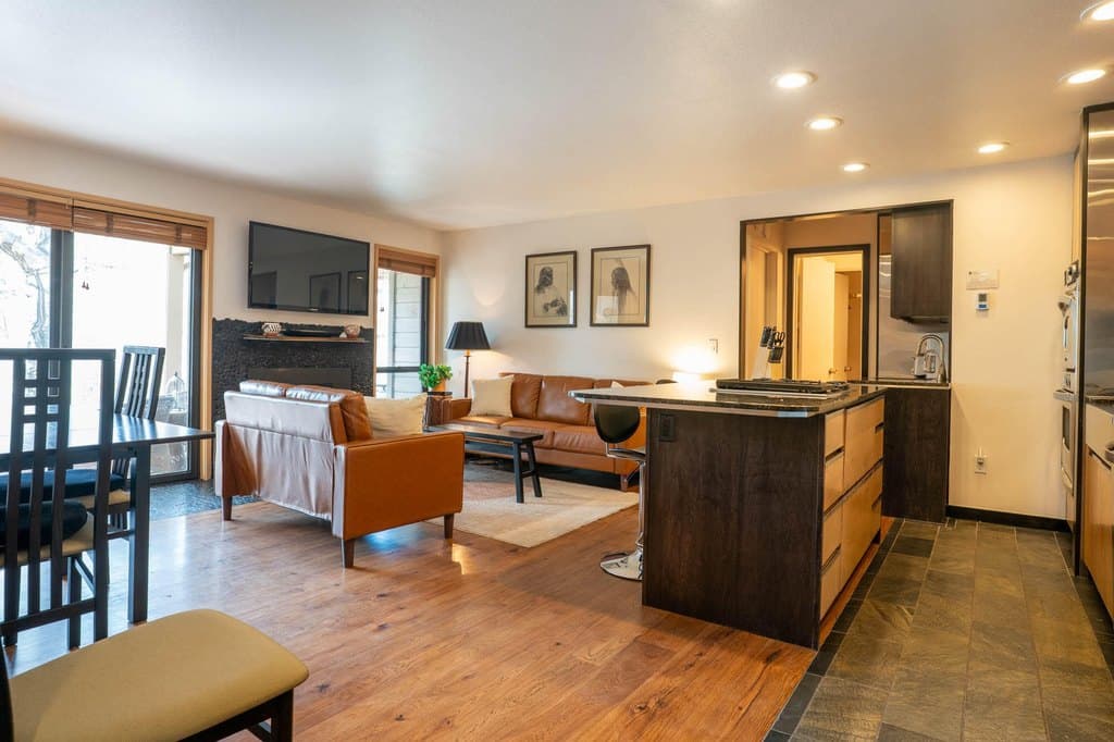 2248 Bonne Vie Condo Dr, Sun Valley