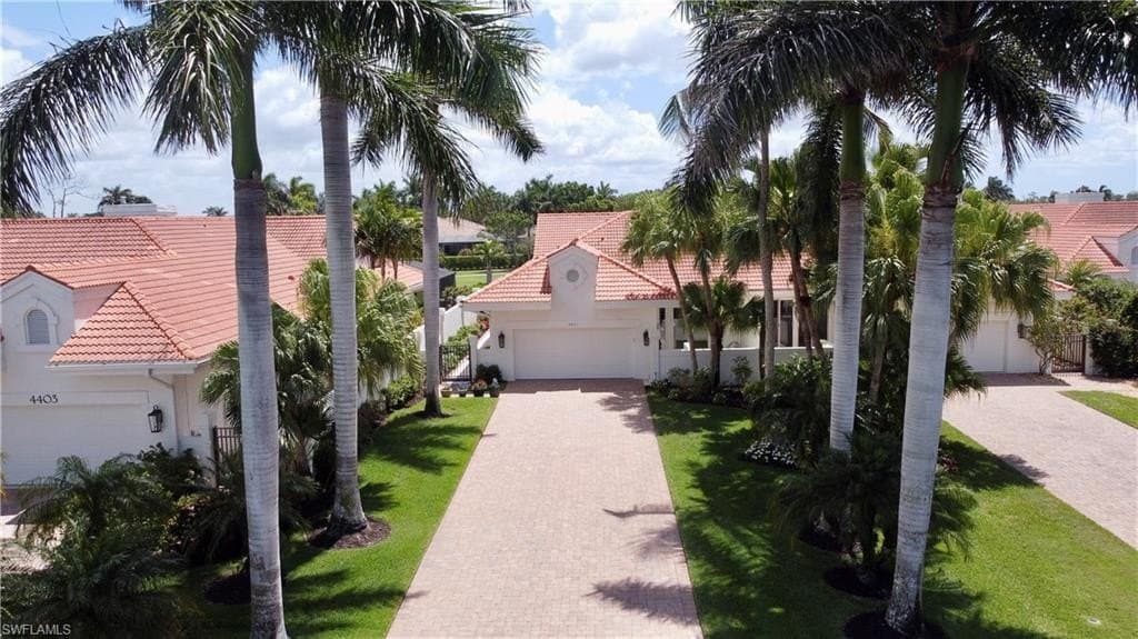 4451 Yacht Harbor Dr, Naples