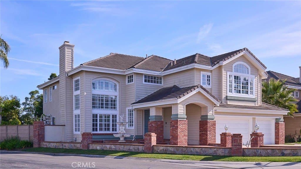 18662 Jockey Cir, Huntington Beach