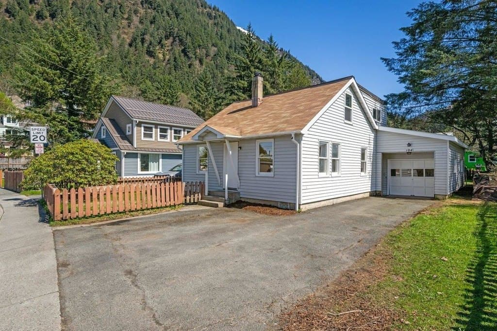 104 Behrends Ave, Juneau