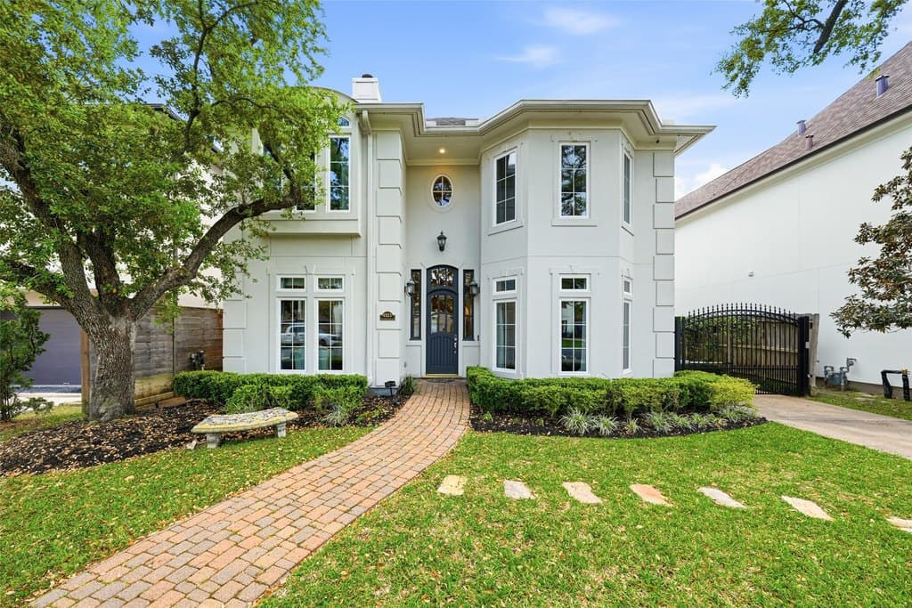 4923 Palmetto St, Bellaire